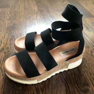 STEVE MADDEN Bandi Platform Wedge Sandal